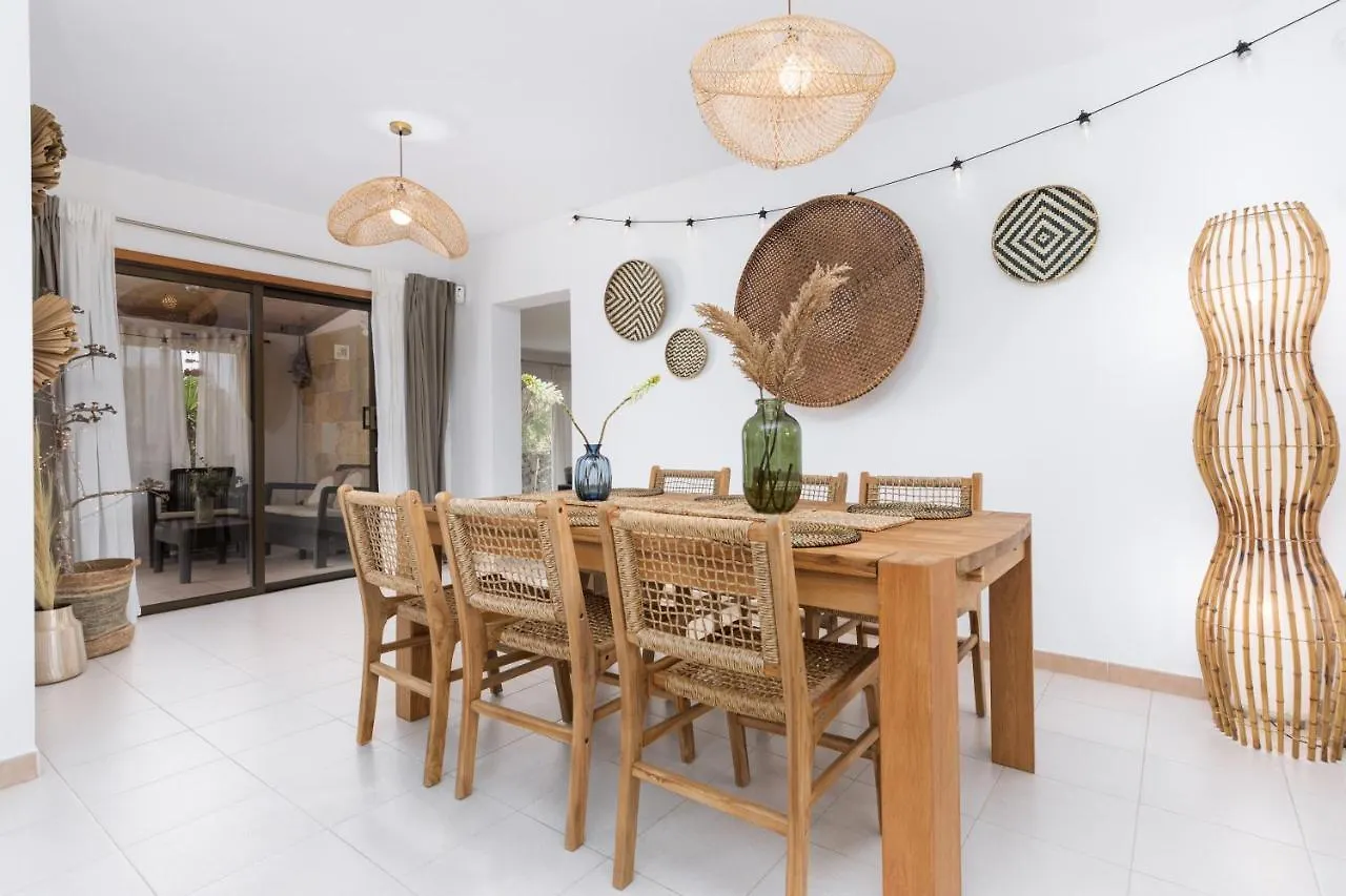 Home2Book Charming Casa Julianna Lajares