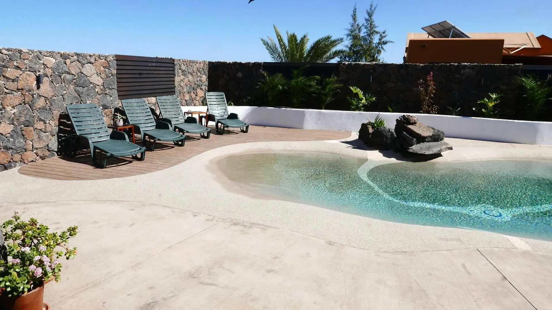 Home2Book Charming Casa Julianna Lajares Holiday home